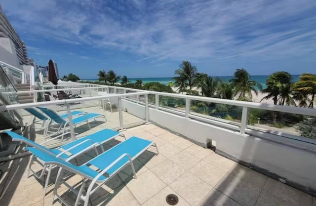 FRENTE AL MAR 1 dormitorio / 2 baños VISTA AL MAR con balcón y terraza, estacionamiento gratuito