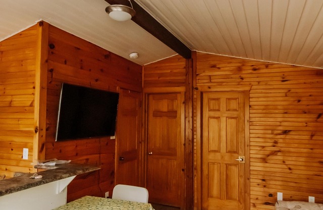SANDPIPER BEACH RESORT - Cottage # 3