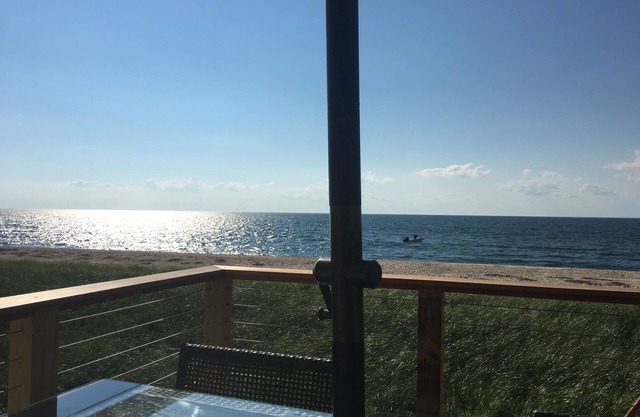 Ubicado en una duna de arena en Southold