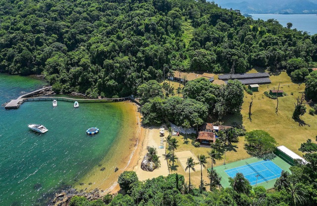 Villa de 9 suites con playa privada en Angra dos Reis - Ang009