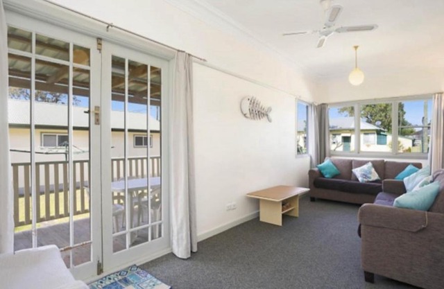 Beachhouse Barrenjoey - Ettalong Beach
