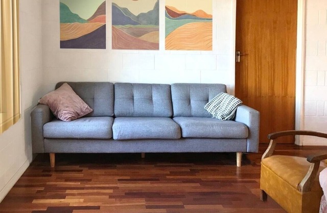 Beach-side Apartment at West Beach