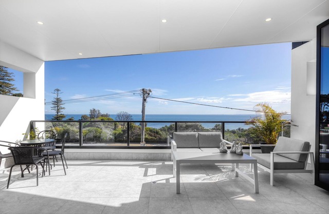 Beachside View Brighton Make some memories at this family-friendly place.