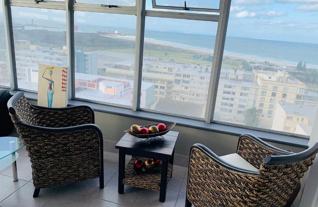 Beachview Penthouse King Bed