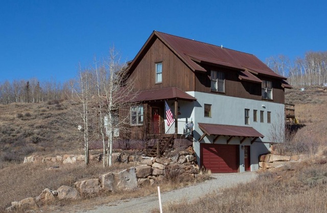 Bear Cabin - Spacious Family Home in Crested Butte South