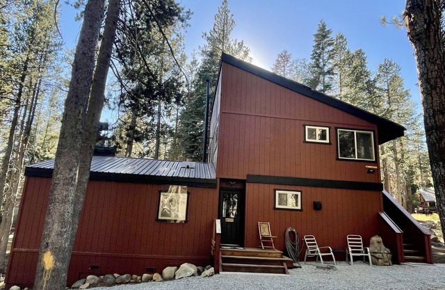 BEAR VALLEY CABIN CERCA DE PUEBLO / FÁCIL ACCESO A INVIERNO