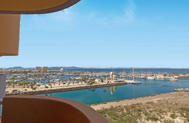 Precioso dos dormitorios con vistas al Puerto