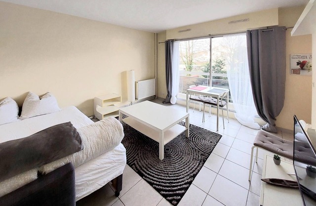 Precioso apartamento en Les Pavillons-sous-Boi