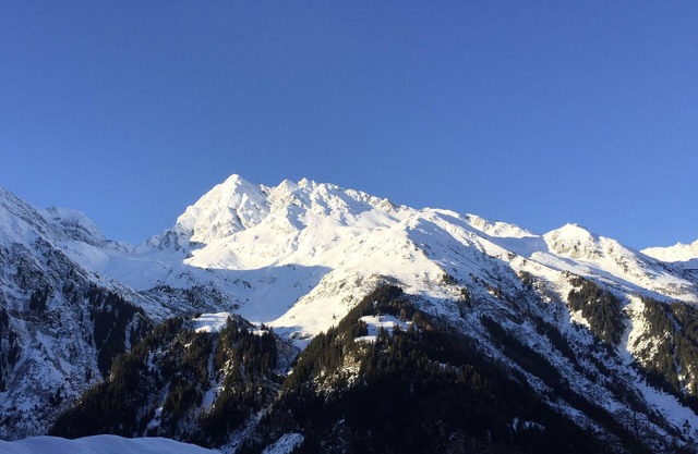 Hermoso chalet Morion con vista panorámica a la montaña a solo 2 minutos de las pistas