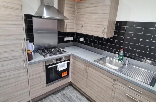Beautiful 2 Bedroom House in Edinburgh