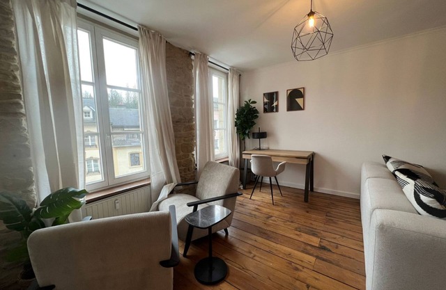 Beautiful 2 BR Apartment in Grund