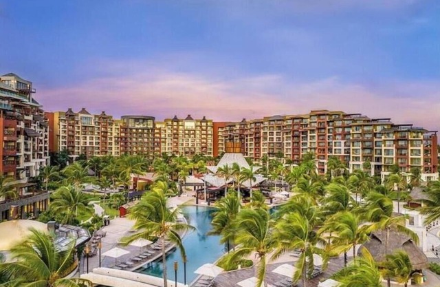 Beautiful 2bd suite in Villa Del Palmar Cancun!