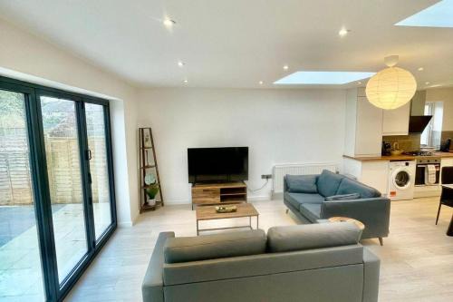 Beautiful 3 bed apartment in cambridge - sleeps 7