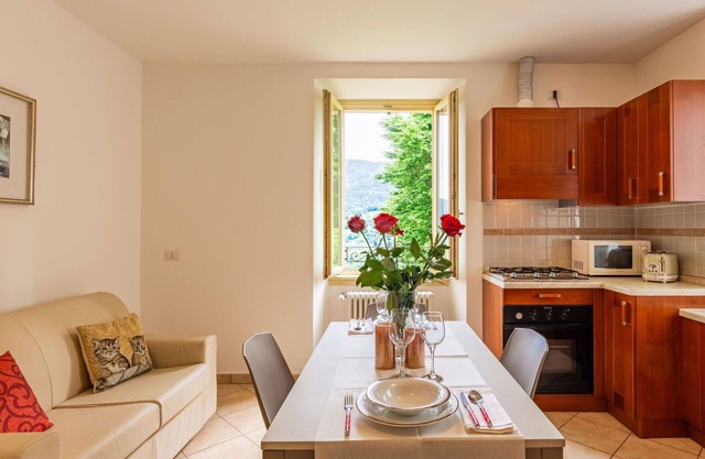 Hermoso apartamento para 2 personas con WIFI, TV y aparcamiento