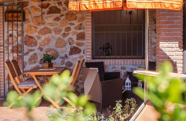 Acogedor apartamento en villa para 2 personas con A/C, WIFI, TV, terraza y mascotas permitida