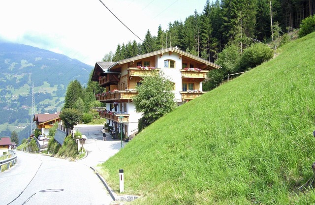 Hermoso apartamento en Zell am Ziller con balcón
