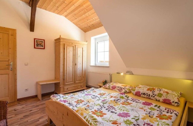 Bonito apartamento para 8 personas con piscina, WIFI, TV, patio y mascotas permitida