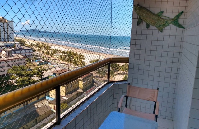 HERMOSO APARTAMENTO CON PISCINA, BALCON CON VISTAS AL MAR, PUERTA 24H