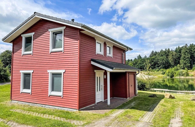 Acogedor apartamento en villa para 8 personas con piscina, WIFI, TV, terraza y mascotas permitida