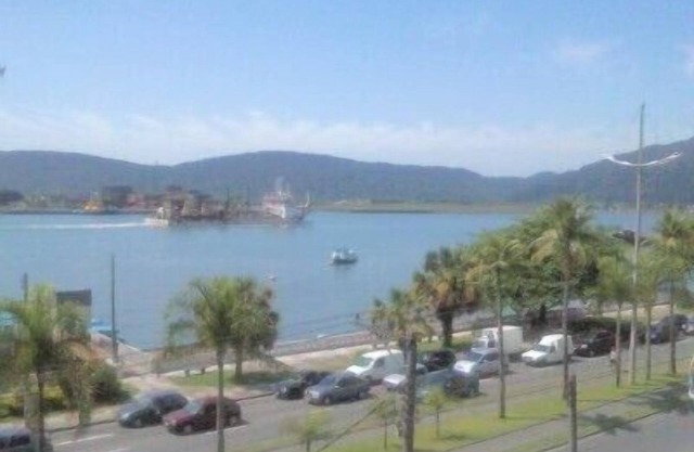 Beautiful fit in Santos, Ponta da Praia (Channel 6, near Guarujá) 100 meters from the beach.