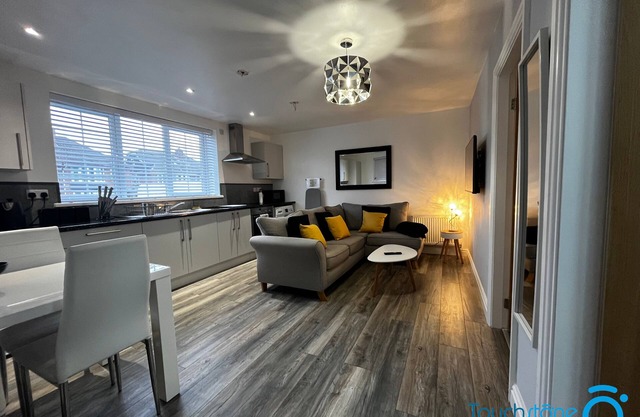 Beautiful Bungalow close to NEC, M42 & Airport