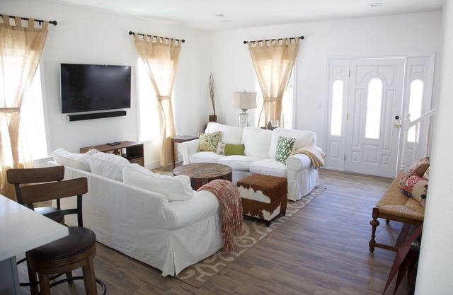 Hermoso retiro de lujo en Sonoma con piscina privada, spa, petanca y más. Duerme 8 + 2