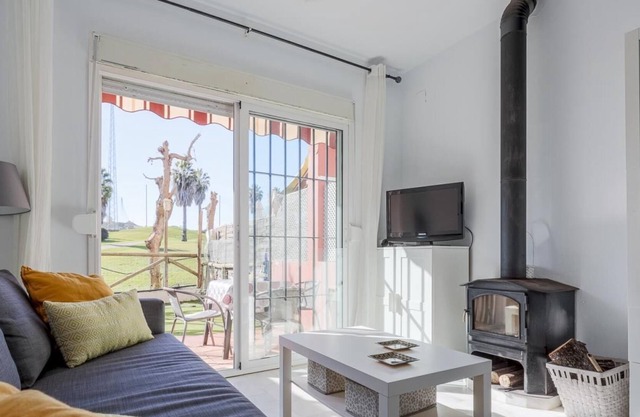 Precioso duplex con vistas al campo de golf a 5 min de la playa con piscina