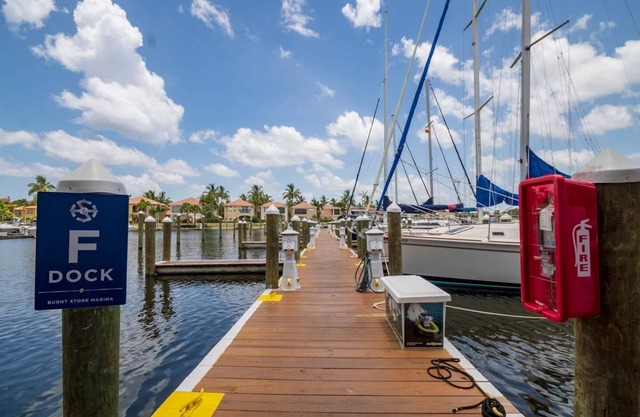 Piso principal Harbour Towers Marina Condo junto a los muelles