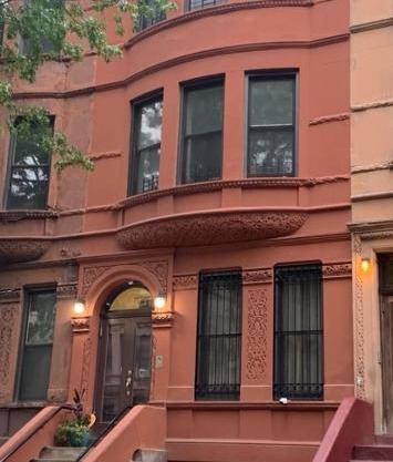 Beautiful Harlem Brownstown Garden Apatment-
