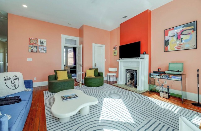 Beautiful Historic Home close to Downton/ Forsyth park/ Restaurants /Riverwalk