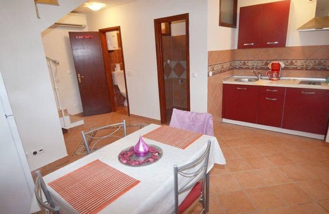 Hermosa casa de vacaciones en Rovinj con terraza privada