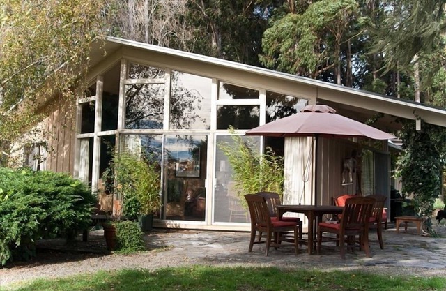 Hermosa casa frente Bolinas Laguna en 14 Acres