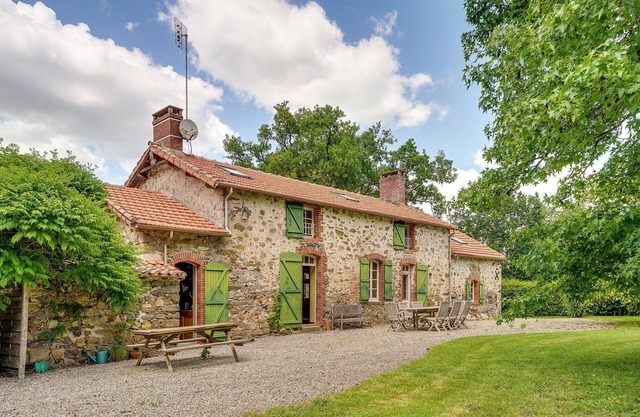 Preciosa casa en Nieul Le Dolent