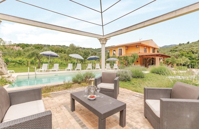 Hermosa casa en Itri -LT-