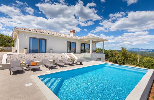 Hermosa casa en Labin