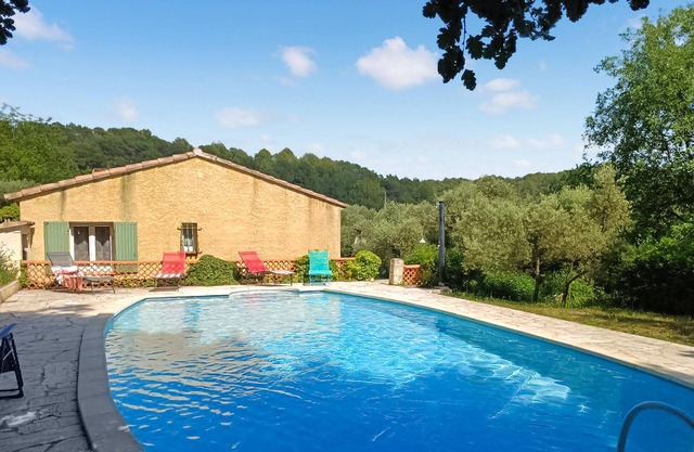 Hermosa casa en Varages con WiFi