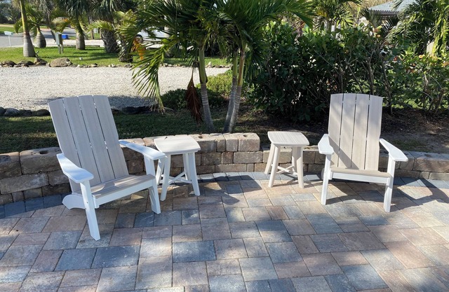 Beautiful Home with dipping pool close to beach
