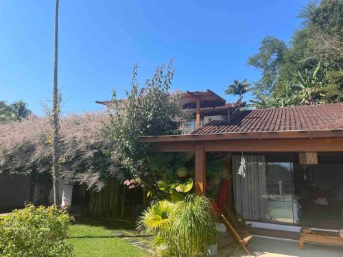 Beautiful house overlooking the sea, swimming pool and Wi-Fi