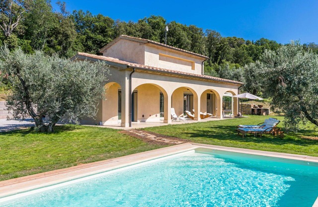 Estupenda casa de vacaciones privada con WIFI, piscina privada, A/C, TV, patio y vista panorámica