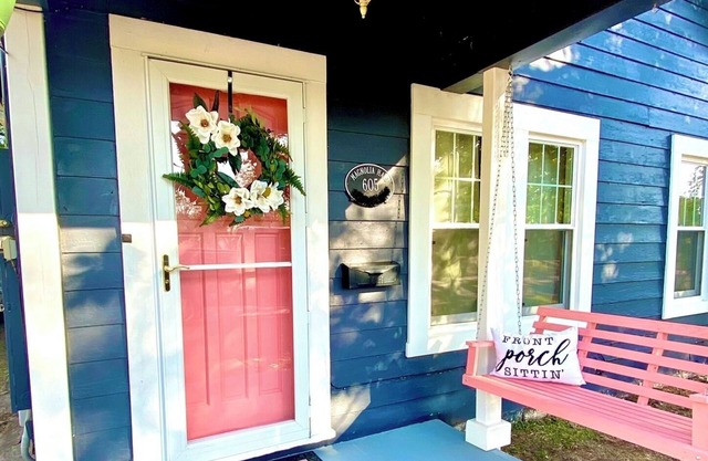 Beautiful, Magnolia Haus....where indoor comfort and outdoor adventure collide!!