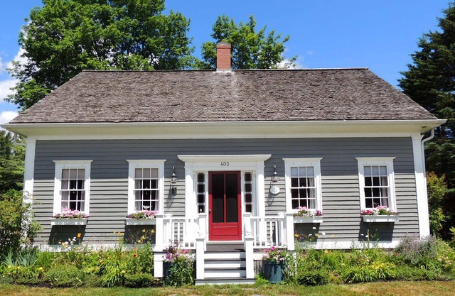 Beautiful Mahone Bay Heritage Home