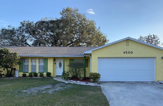 Beautiful Modern 4BR House -Downtown Orlando