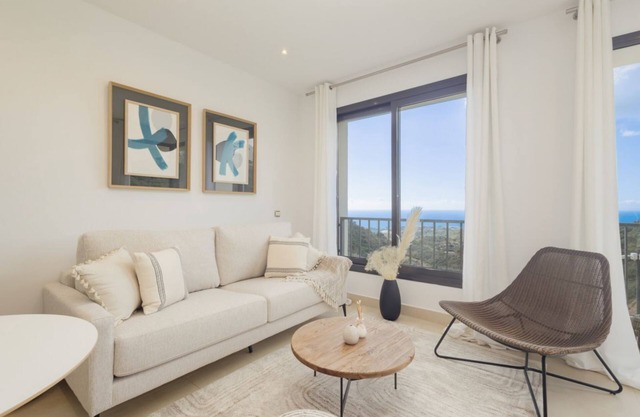 Apartamento vacacional con increíbles vistas al mar con spa y gimnasio