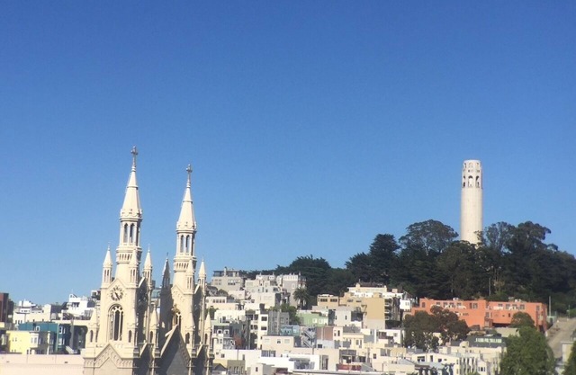 Hermosa North Beach / Russian Hill 2 BR + estudio / 2BA joya!