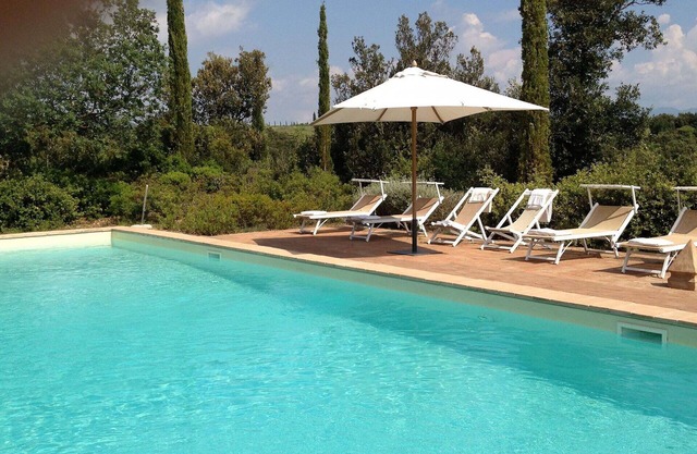 Casa de vacaciones privada con piscina privada, WIFI, A/C, TV, vista panorámica, aparcamiento