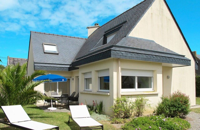 Preciosa casa de vacaciones privada con WIFI, TV, terraza, mascotas permitida y aparcamiento