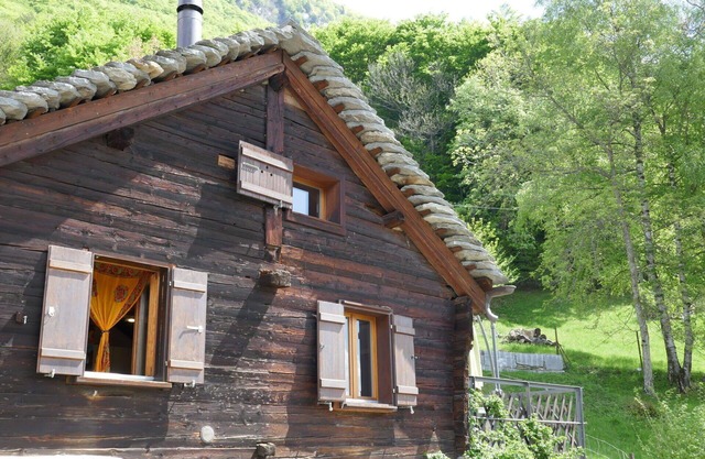 Estupenda casa de vacaciones privada con WIFI, TV, terraza, mascotas permitida y aparcamiento
