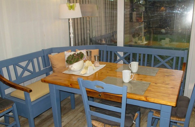 Estupenda casa de vacaciones privada para 2 personas con TV, patio y aparcamiento