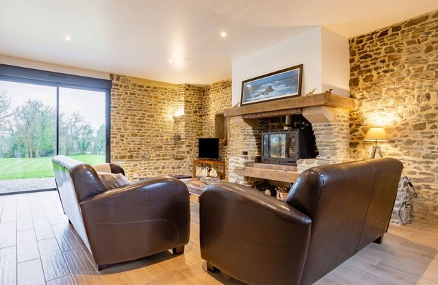 Preciosa casa de vacaciones privada con WIFI, TV, terraza, mascotas permitida y aparcamiento