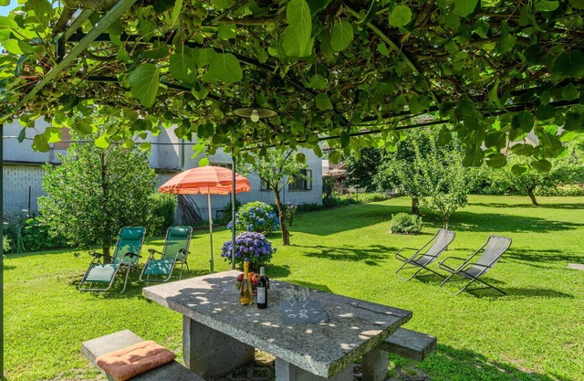Estupenda casa de vacaciones privada para 5 personas con WIFI, TV, patio y mascotas permitida